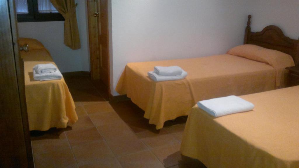 Hotel Restaurante Calderon Arcos de la Frontera Room photo